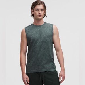 Lululemon Men’s “Metal Vent Tech” Sleeveless Shirt (L) *BESTSELLER*